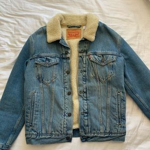 Vintage Levi’s authentic Sherpa denim jacket